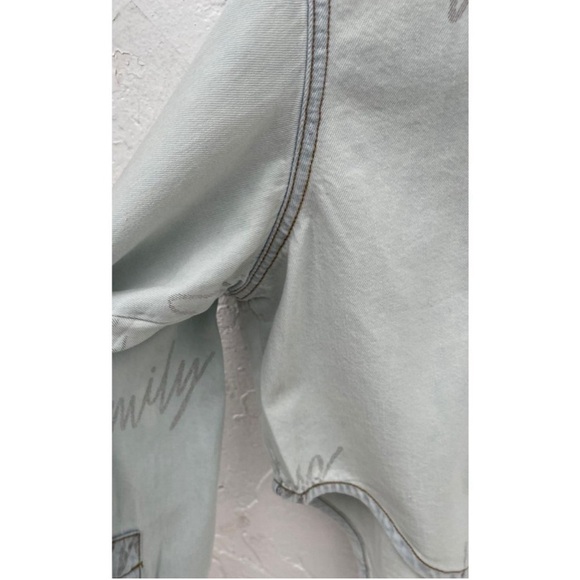 Light wash Monat top - Picture 6 of 6